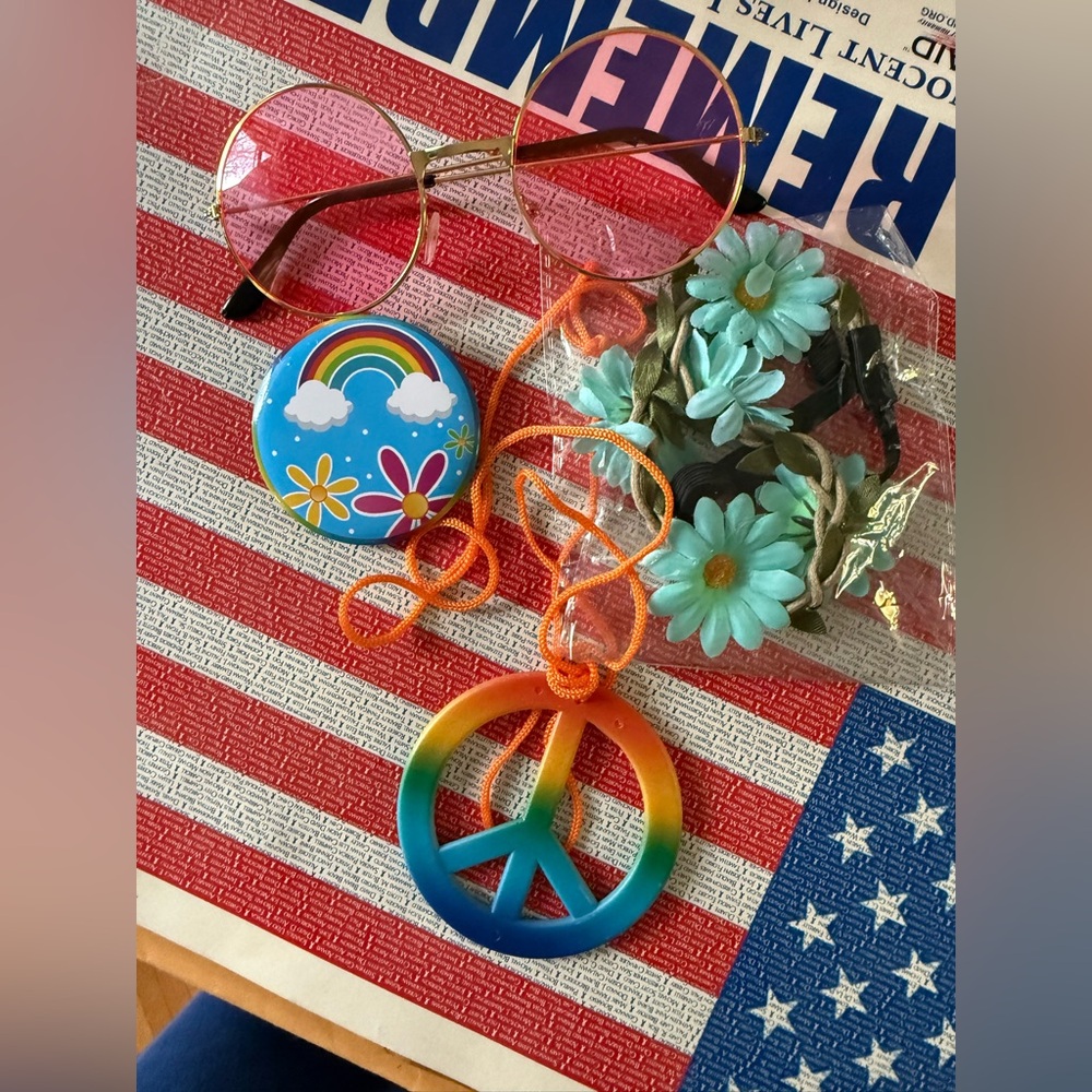 - HIPPY ACCESSORIES